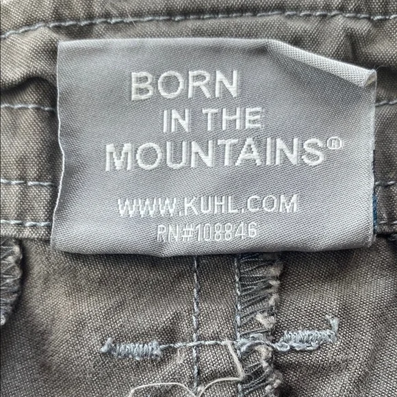 Kuhl hiking Gray Cargo Shorts - Picture 5 of 5